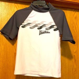 Jumping beans Boy’s SIZE 4 rash guard swim shirt white gray wave rider EUC